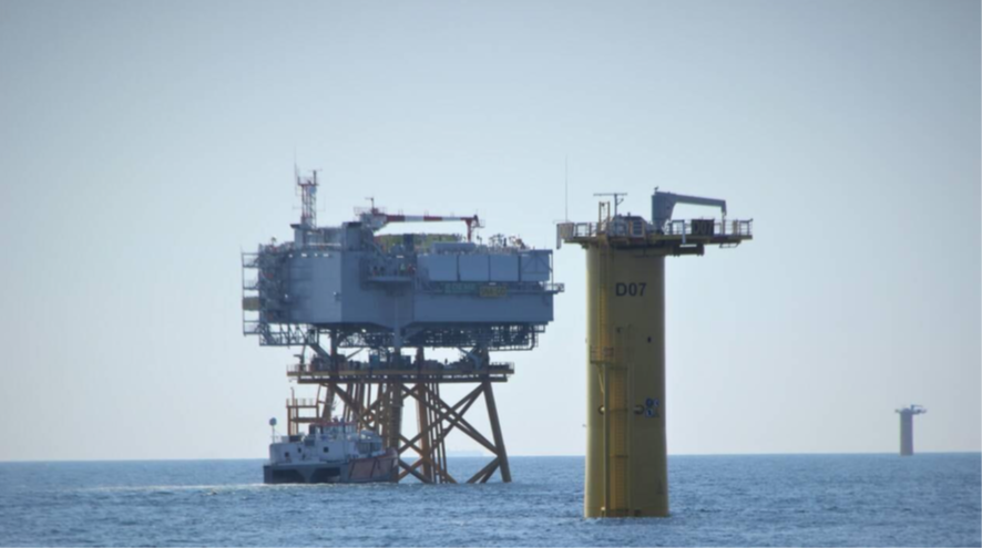 S'ha de reconèixer que el darrer projecte d'eòlica marina projectat al Golf de Roses ("Norfeu") per un promotor exposa de manera prou clara els riscos ambientals i socials de la industrialització de la zona. Fil amb frases extretes del Document Inicial del Projecte del promotor👇