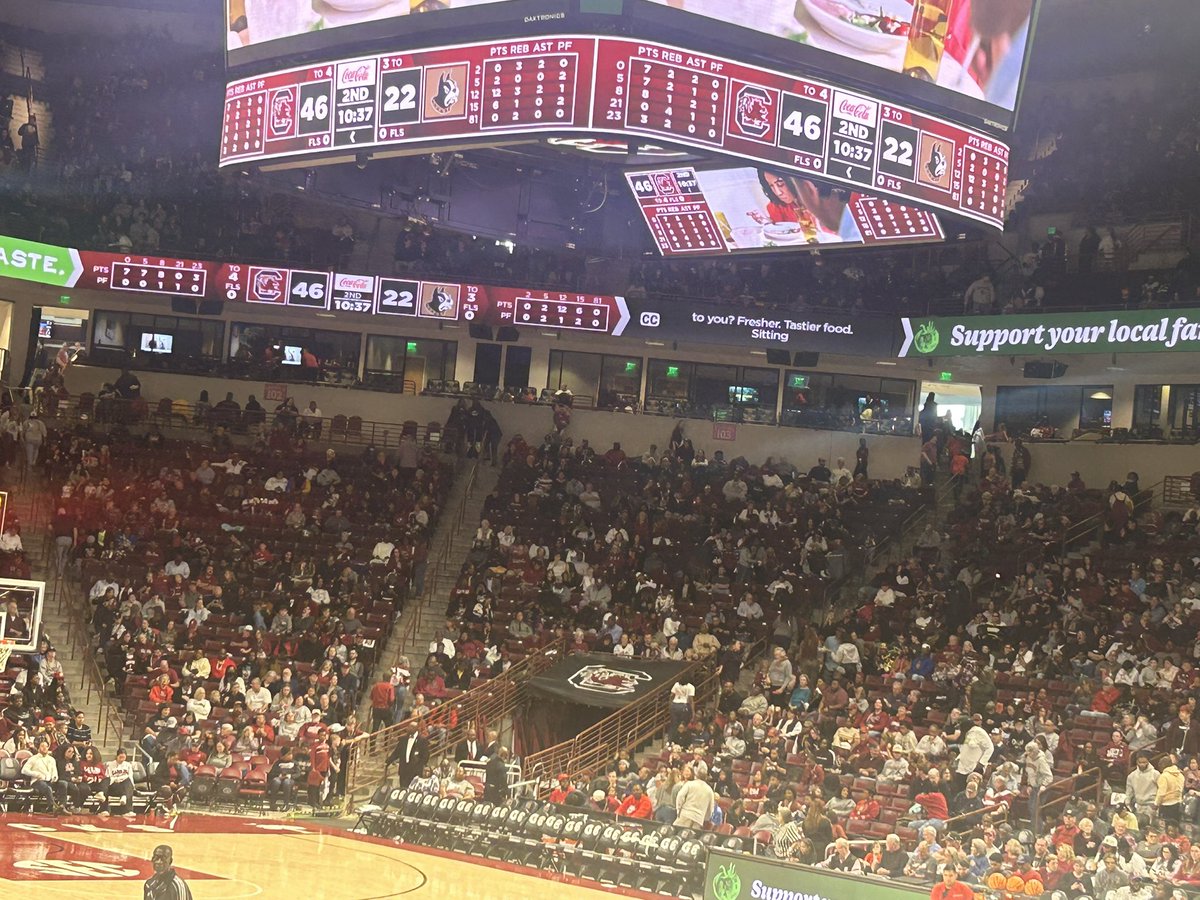 JackieJ32788105's tweet photo. It’s halftime at the University of South Carolina vs Wofford Women’s Basketball Game. Let’s Go! #GamecockAlumni https://t.co/iWlBwOLqgq