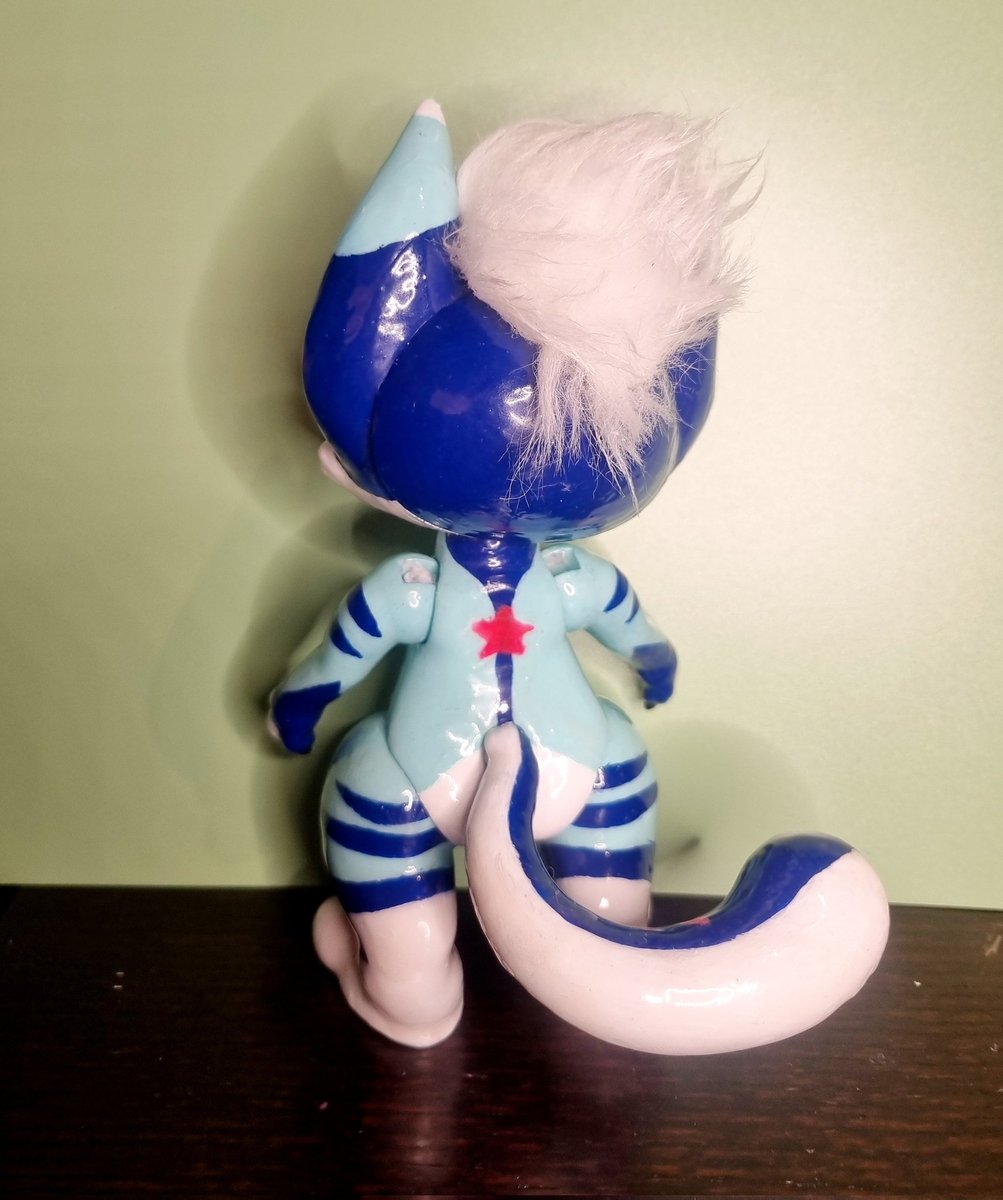 Egylon's tweet photo. Art trade with @OthelliaH 💕

Original model by Cutiepiesart, edited by me. https://t.co/ZQSePLOKpy