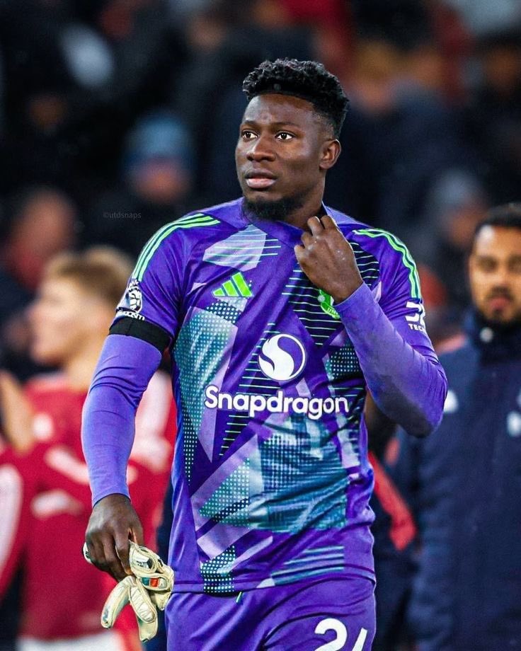 UtdMaI's tweet photo. What does Andre Onana have over David De Gea? https://t.co/cFWF5fN0mQ