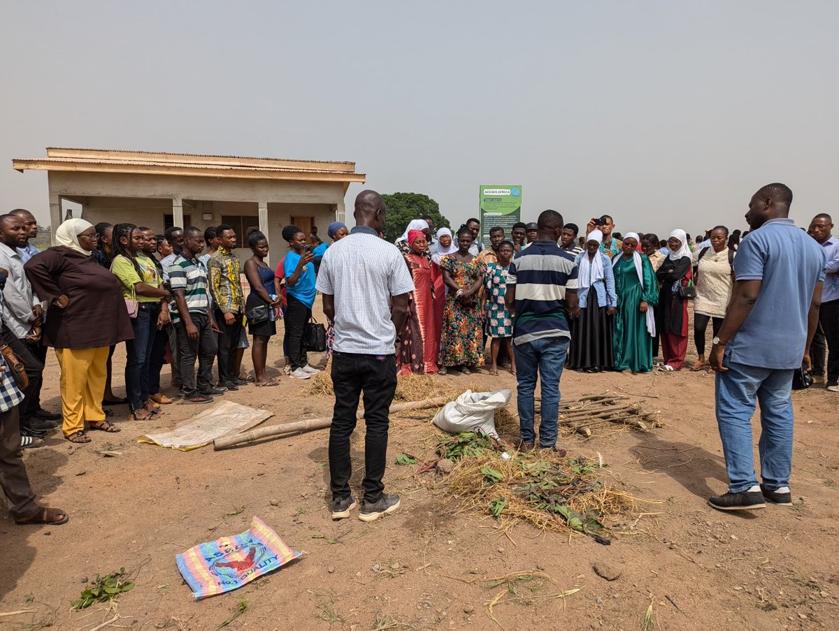 Ace4esafrica's tweet photo. X (Twitter) Update
Empowering youth for a greener future! 🌱 At the ACE4ES Training, participants learned agroecology, circular economy, & climate-smart agriculture. Thanks to CCAC & UNEP for the support! Together, we’re driving sustainable agriculture. 🌍#ACE4ES #ClimateAction https://t.co/9fmYwH1y1e