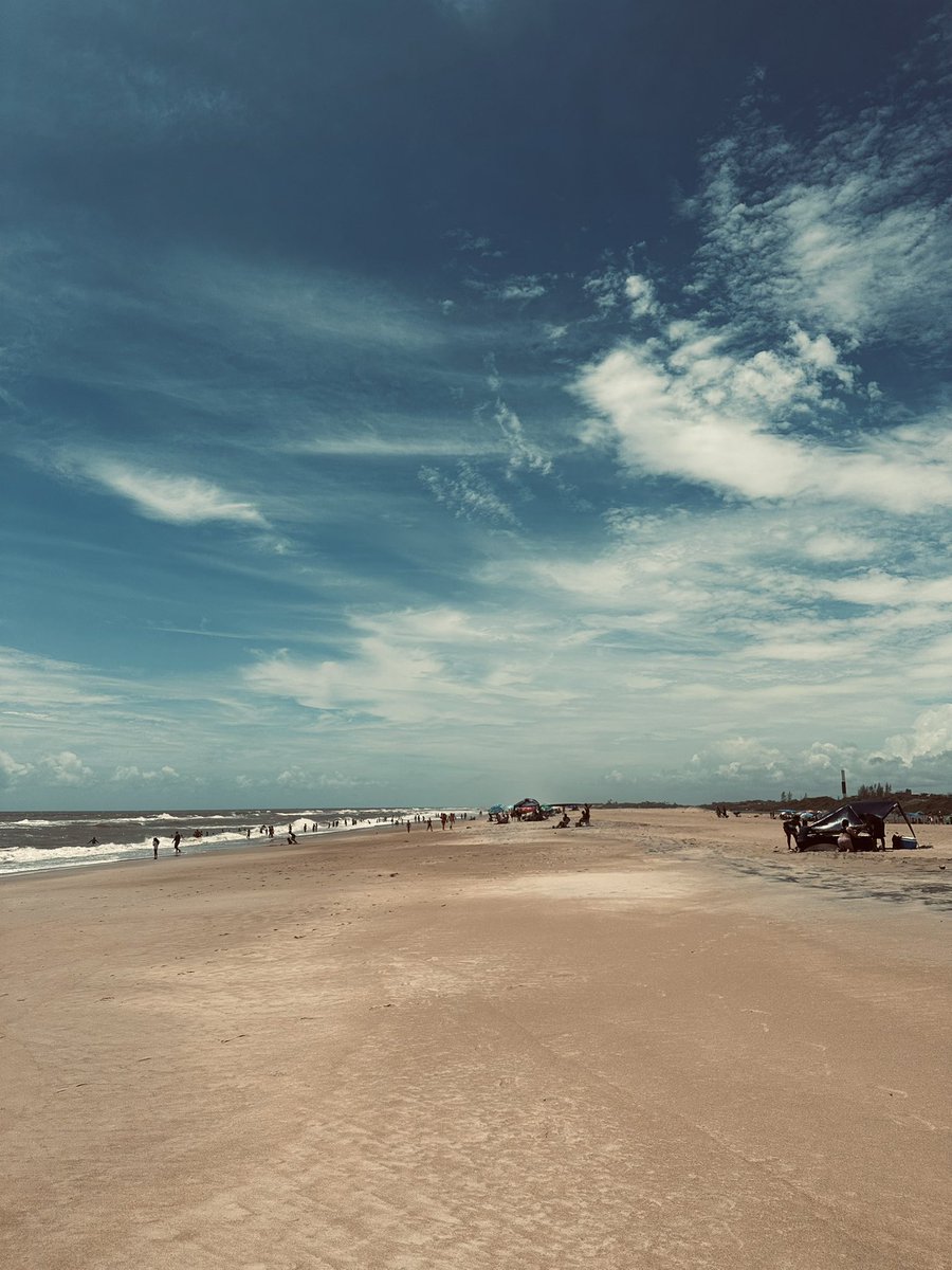 joao_matheuszz's tweet photo. 2° de pré réveillon 🌊🩵 https://t.co/OkQjyaKXLd