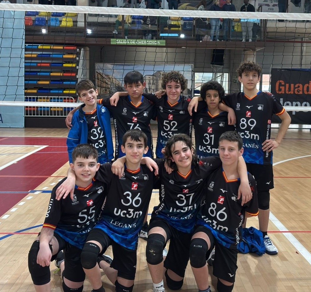 VoleibolLeganes's tweet image. 🏆🇪🇸 #CopaEspañaVB - 2ª Fase: 19º - 22ª

🏐 Infantil B Masculino
🆚 PV Léleman Conqueridor B
➡️ 0-2

#VamosLega 💙🤍 
#MejorCanteraESP 💪🇪🇸