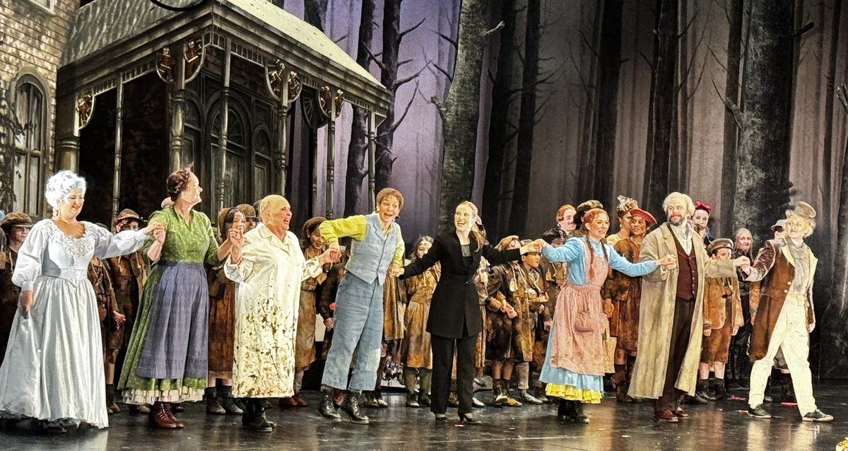 Kyoko (@kyokolondon) on Twitter photo HANSEL AND GRETEL. Kate Lindsey, Heidi Stober, Carole Wilson, Thomas Lehman, Catherine Carby, conducted by Giedrė Šlekytė. <a href="/kate_mezzo/">Kate Lindsey</a> <a href="/HeidiStober/">Heidi Stober</a> <a href="/wilsonmezzosop/">Carole Wilson</a> <a href="/bycarbytrain/">Catherine Carby</a> HANSEL AND GRETEL. Kate Lindsey, Heidi Stober, Carole Wilson, Thomas Lehman, Catherine Carby, conducted by Giedrė Šlekytė. <a href="/kate_mezzo/">Kate Lindsey</a> <a href="/HeidiStober/">Heidi Stober</a> <a href="/wilsonmezzosop/">Carole Wilson</a> <a href="/bycarbytrain/">Catherine Carby</a>