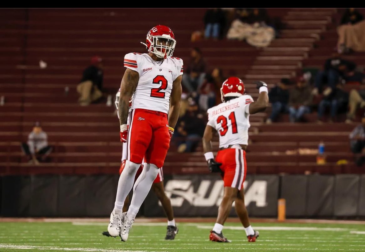 Malachi bailey π¦
(@malachibailey) on Twitter photo <a href="/CoachCarsonHall/">Carson Hall</a> blessed you to receive an offer from The University of western Kentucky β€οΈπ€²πΎ <a href="/CoachCarsonHall/">Carson Hall</a> blessed you to receive an offer from The University of western Kentucky β€οΈπ€²πΎ