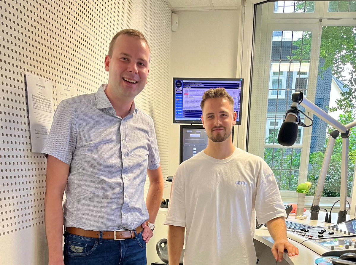 MatthiasFJSperl (@mfjsperl) on Twitter photo Rückblick auf 2️⃣0️⃣2️⃣4️⃣: Angst vor der Nosferatu-Spinne - Interview bei <a href="/radiosiegen/">Radio Siegen</a> mit Max Schepp. Warum haben so viele Menschen Angst vor Spinnen? 🕷 Und was können wir dagegen tun? 🕸 Jetzt zum Nachhören bei <a href="/radiosiegen/">Radio Siegen</a> unter:
radiosiegen.de/artikel/nosfer… Rückblick auf 2️⃣0️⃣2️⃣4️⃣: Angst vor der Nosferatu-Spinne - Interview bei <a href="/radiosiegen/">Radio Siegen</a> mit Max Schepp. Warum haben so viele Menschen Angst vor Spinnen? 🕷 Und was können wir dagegen tun? 🕸 Jetzt zum Nachhören bei <a href="/radiosiegen/">Radio Siegen</a> unter:
radiosiegen.de/artikel/nosfer…