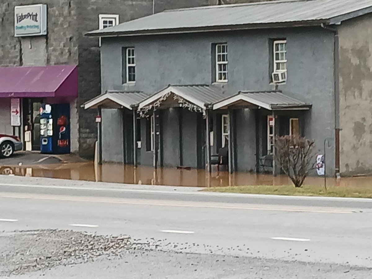 burleson14930's tweet photo. I Drove 5 miles this morning and saw four places flooded again we need the debris gone now. #WNC #heleneaftermath https://t.co/jl2UVEdkN7