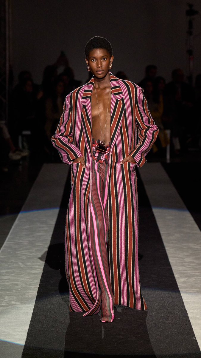 MMMAYA1990's tweet photo. Missoni Fall Winter 2024 #missoni #fashion #moda #runway #pasarela #wintercollection #colecciondeinvierno #fallcollection #coleccciondeotoño #winter #invierno #fall #otoño #models #modelos #fashionshow #fashionblogger #lifestyle #chilax https://t.co/lytqcQ6Bhv