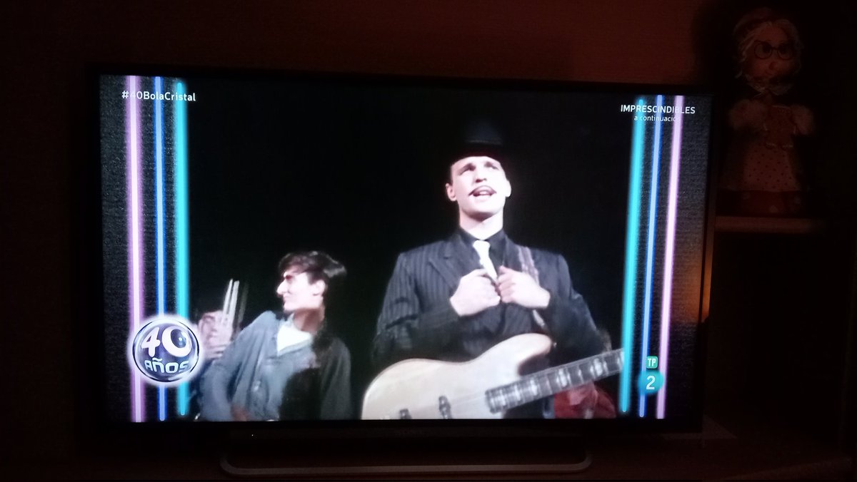 #40BolaCristal
<a href="/HombresG/">Hombres G Oficial</a> 🥹 🥹 🥹 🥹 🥰 🤗 🤗