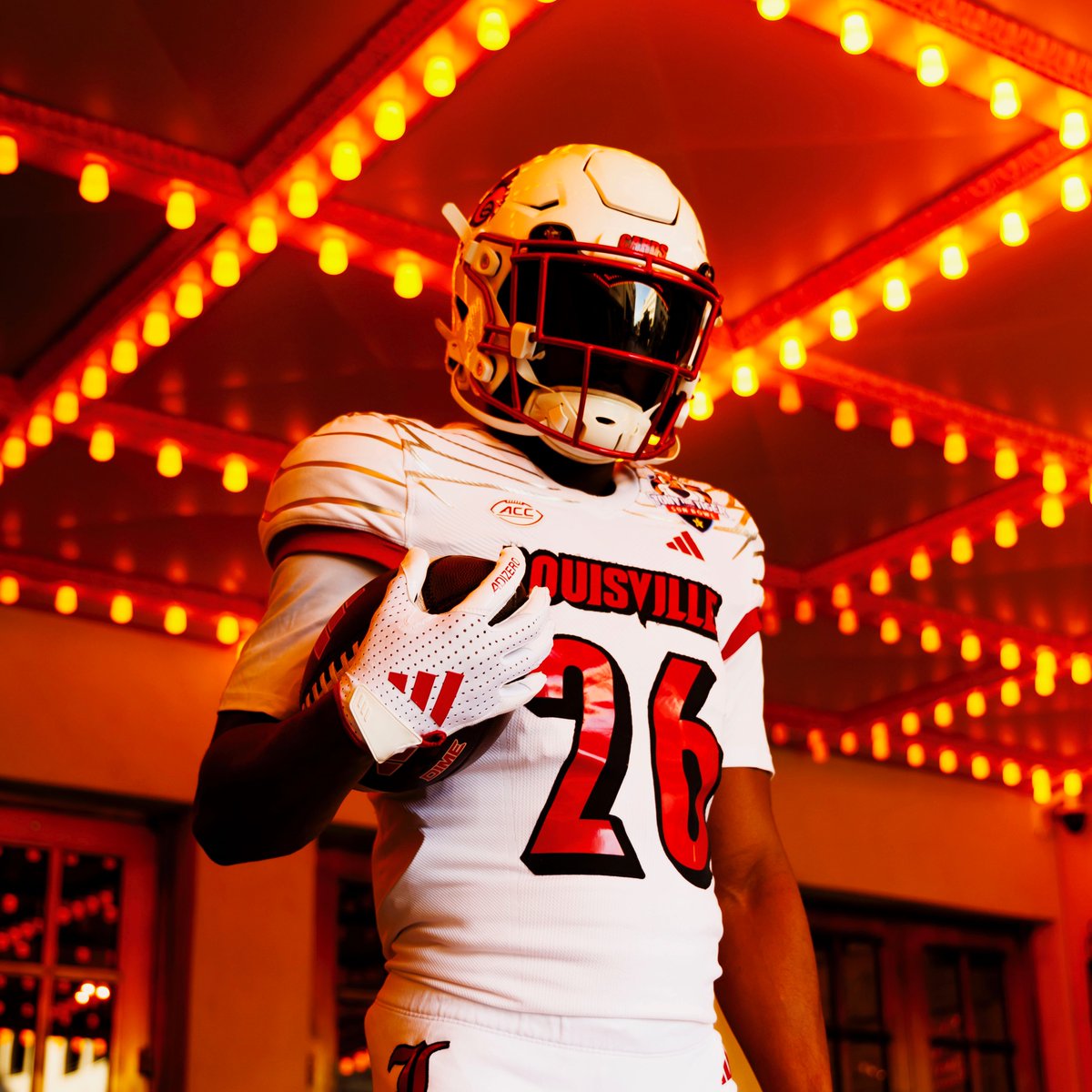 Louisville Football tweet media