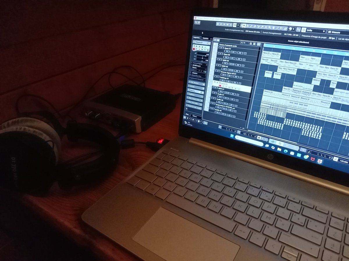 Ski chalet setup without lights 🤣