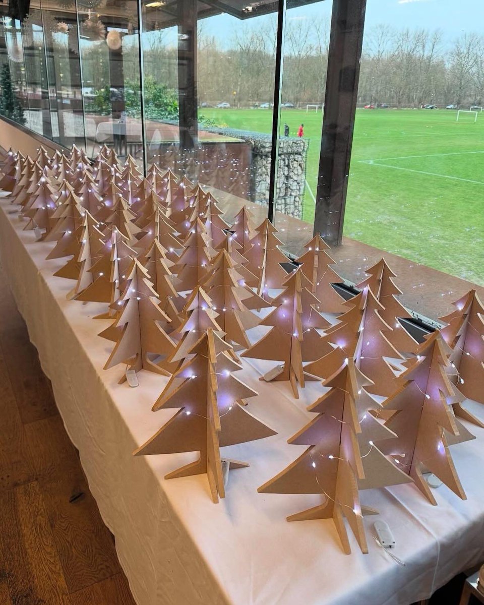 Hackney Xmas Dinner tweet media