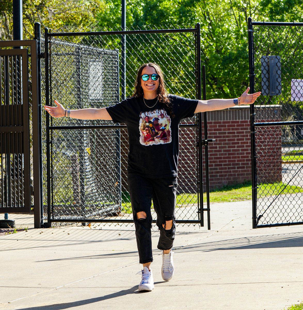 Happy birthday to our Player Performance Director Ellie Cooper🥳🥳

#Team42