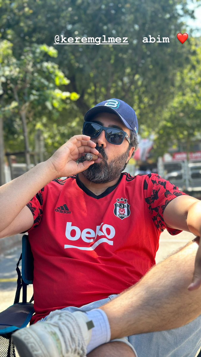 Sayın Serdal Adalı’yı Beşiktaş Başkanlığına seçildiği için tebrik ederiz.

<a href="/SerdalAdali_x/">Serdal Adalı</a>
