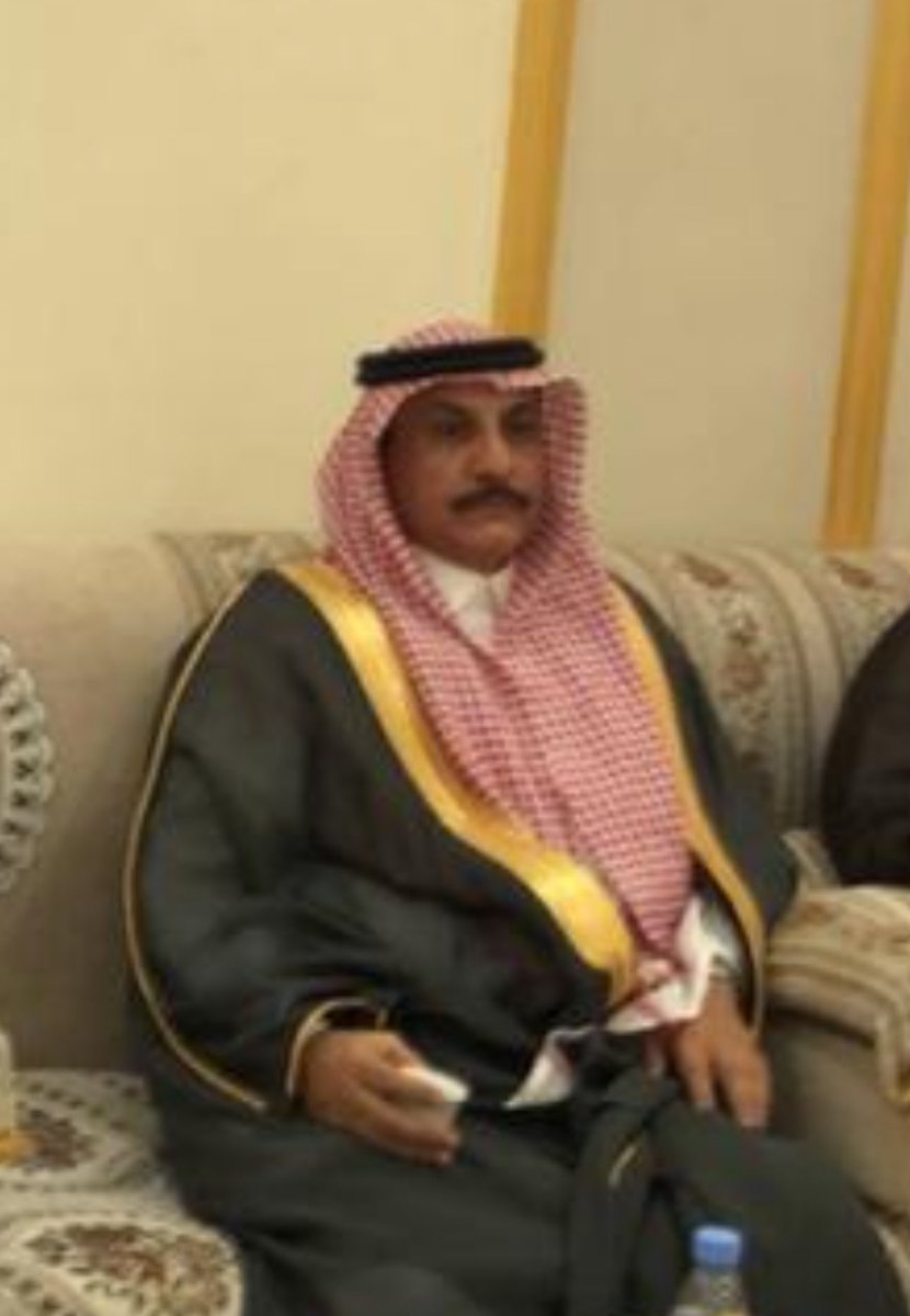 ibrahim9_99's tweet photo. أقدم جزيل الشكر والعرفان
للشيخ/سعود بن محمد الفرم الرئيس السابق لمركز #قبة بمنطقة القصيم على ما بذله من جهود مخلصة طوال عشرة أعوام حافلة بالعطاء المتواصل امضاها رئيساً للمركز .. سائلا المولى عز وجل أن ينعم على أبا يزيد بموفور الصحة والعافية ..
#حرب https://t.co/7DlK1yCzDW