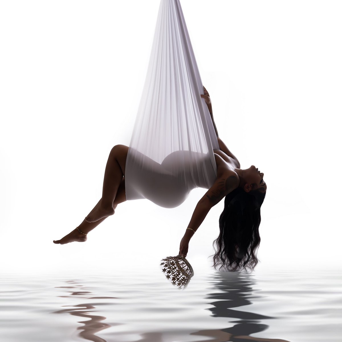 gee__dogg's tweet photo. Ate this maternity shoot DOWN😍 https://t.co/BvWyASvLXb
