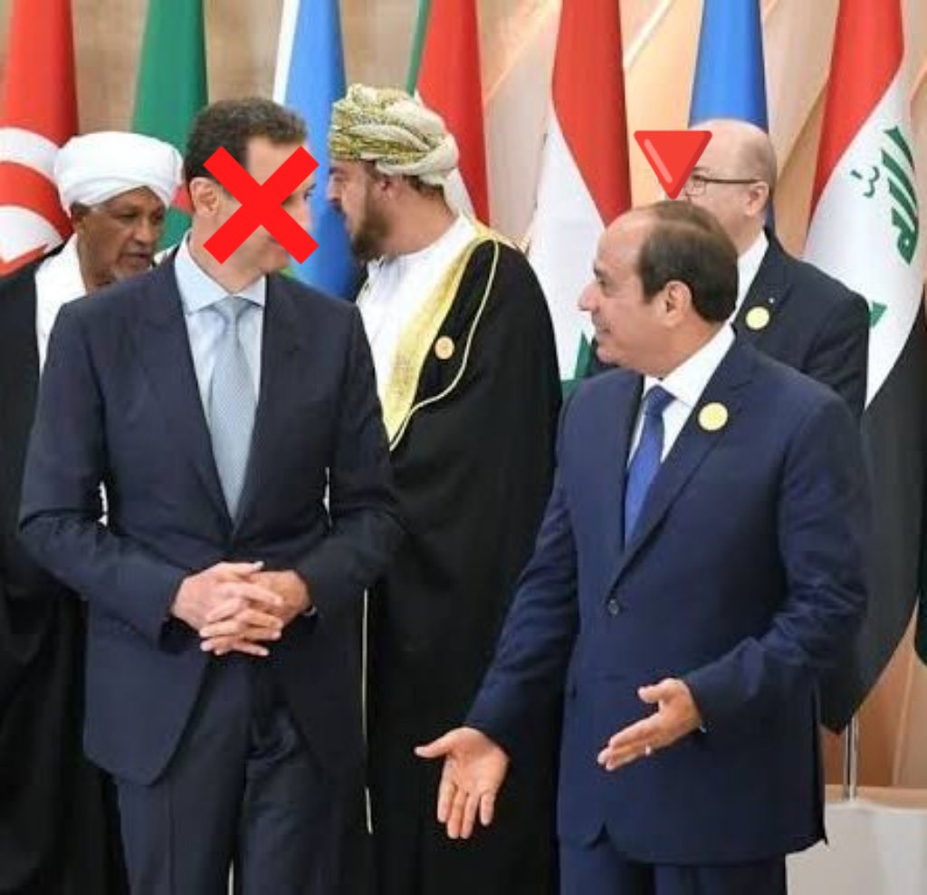 ملعوبه يا سيسي 🤗 
انفجار اكاديمية الشرطة في الشروق ! قتلي وجرحي .
شغل رخيص قسما بالله .. السيسي بتاع ههد وهحرق البلد بشريط ترامادول بينازع حرفياً #جاك_الدور_يا_ديكتاتور