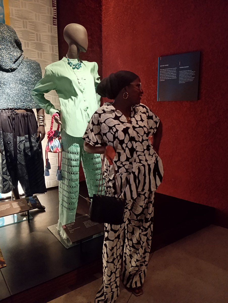olomogeteni's tweet photo. Had so much fun at John Randle Centre for Yoruba Culture and History https://t.co/UrBmWdkr9w