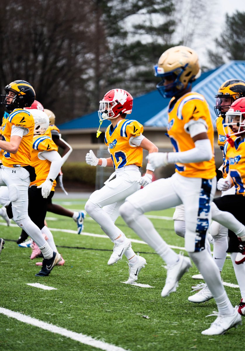 davis_ward21's tweet photo. Pics from Georgia elite classic! @GAEliteClassic @CoachBenReaves @MiltonEagles_FB @RustyMansell_ @Alex_B2C @On3Recruits @on3 https://t.co/pv3kKBfRcz