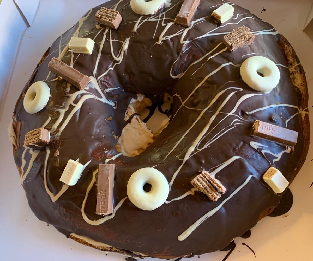 enunlugardelah1's tweet image. 🍋 #Sorteo de un ROSCÓN DE REYES a elegir por cortesía de @Hornobelluga

Sorteo 4 de enero por la noche para recoger el día 5.

Participa:
   ✍️ Sigue a @Hornobelluga 
   ✍️ Sigue a @enunlugardelah1 
   🔄 Haz RT

Mucha suerte
                                         🐫   🐫   🐫