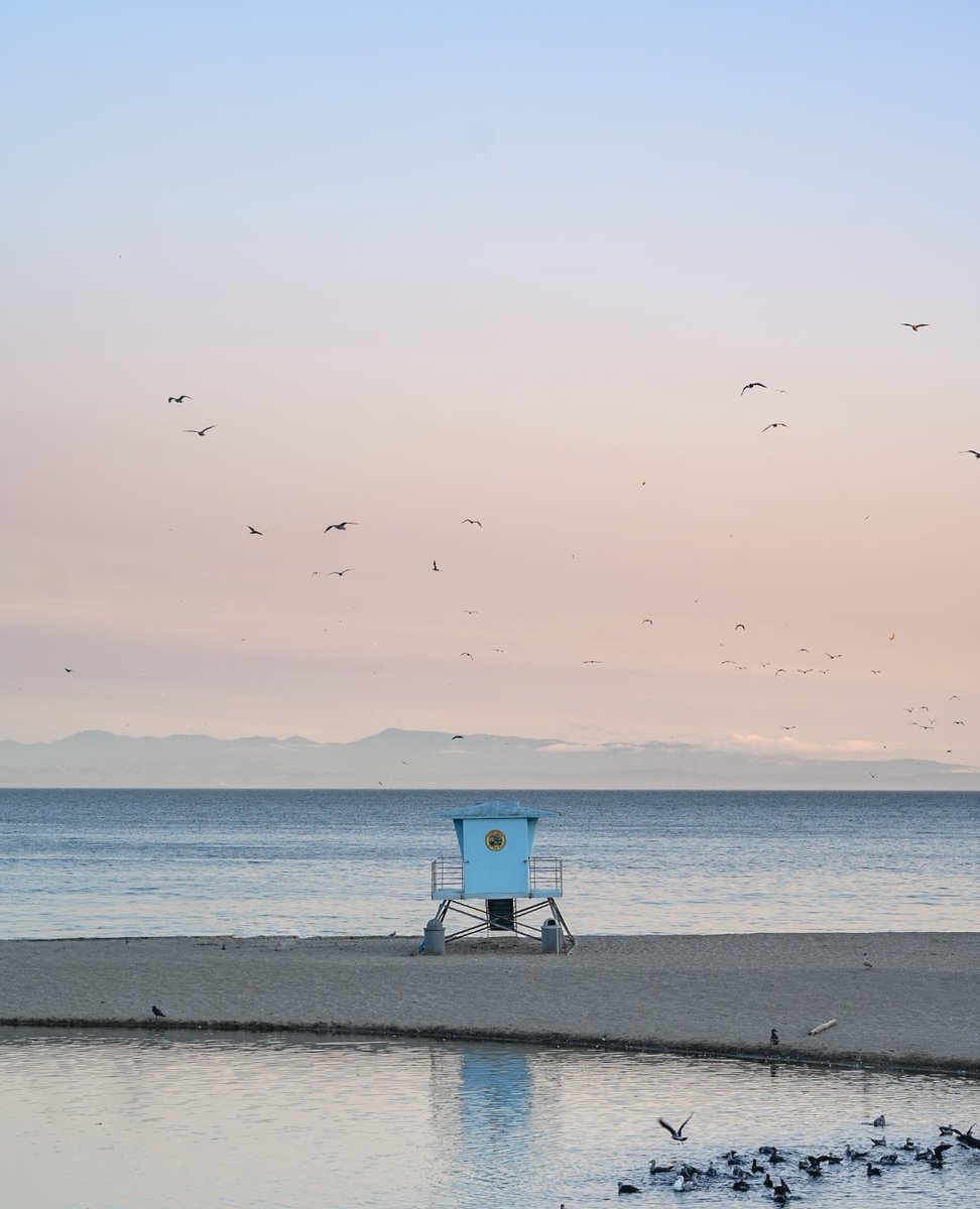 Capitola Village tweet media