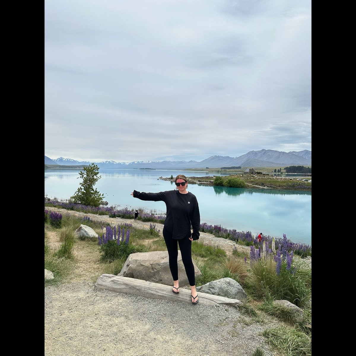 HannahVaughan91's tweet photo. Lake Tekapo, Mt Cook, Lake Hāwea & Wānaka 🇳🇿 #roadtrip #laketekapo #mtcook #lakehawea #hotelviews #wanaka #newzealand https://t.co/xNhrNsdE05