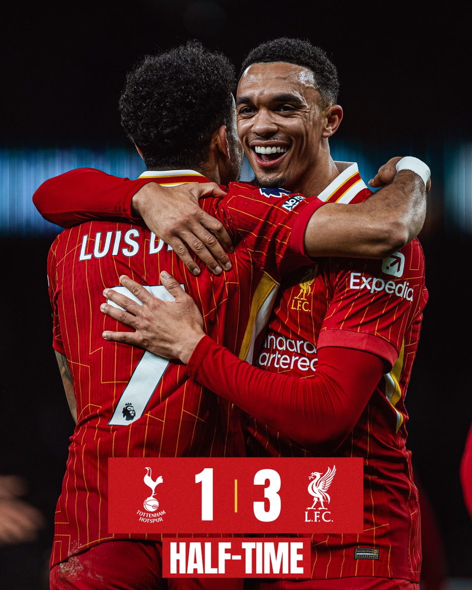 LFC's tweet photo. Ahead at the break 👊🔴 #TOTLIV https://t.co/zHQSdSJj3F