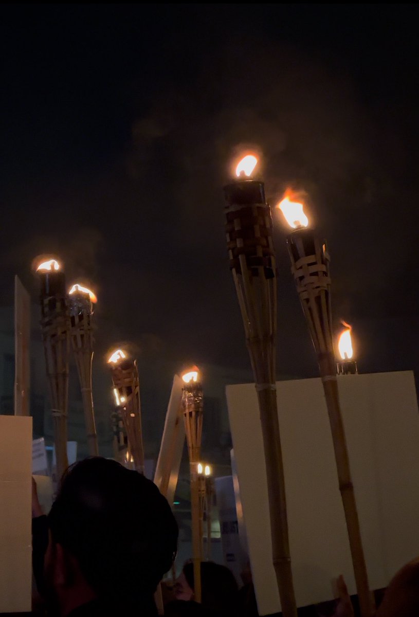 Adaleti ver Türkiye! 
GÖZÜNÜ KAPATMA
KULAĞINI TIKAMA
KORKMA !!! 
#isiasolasıkast