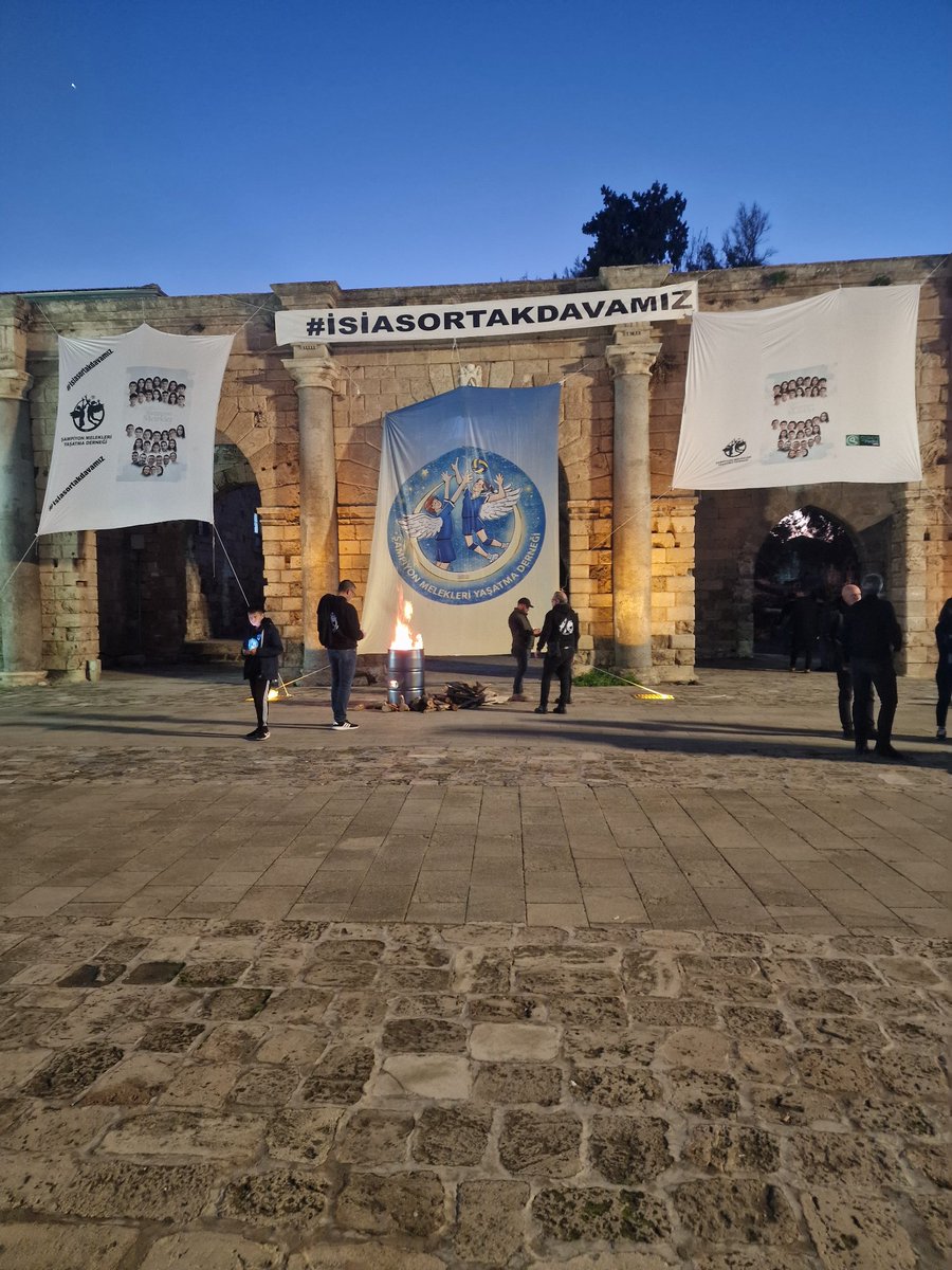 #isiasortakdavamız 
#isiasolasıkast