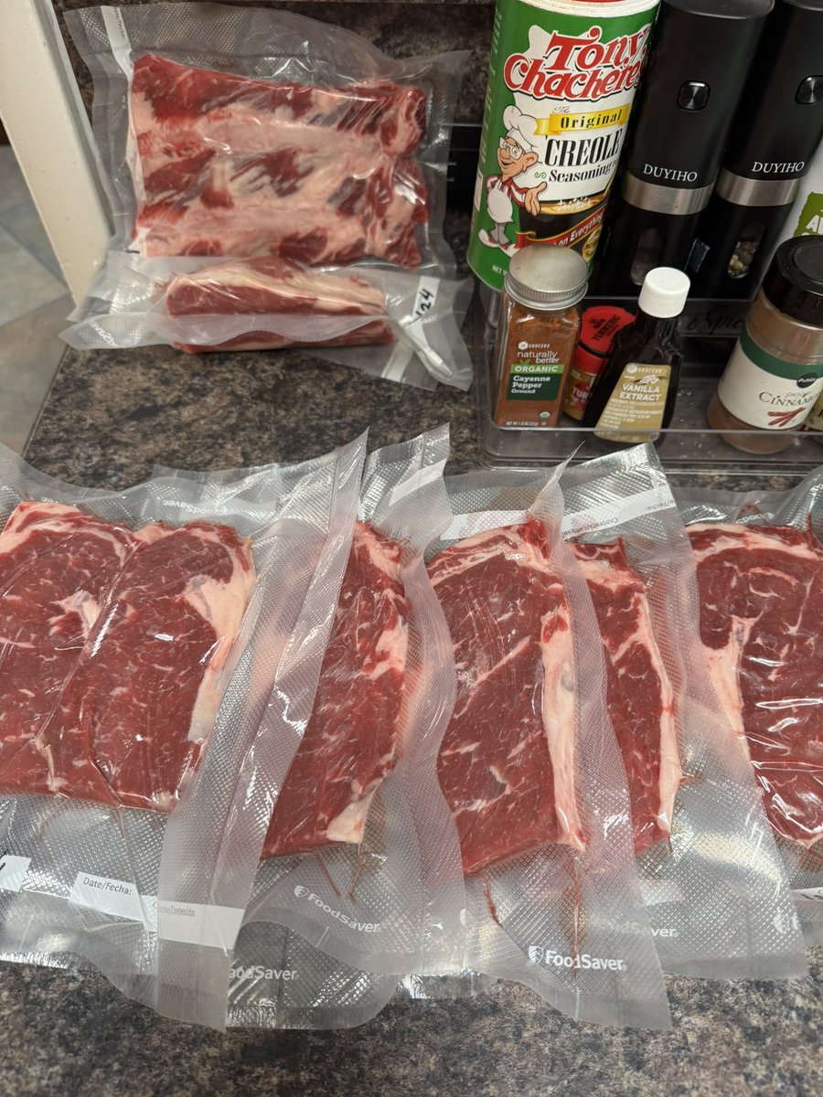 It’s that time of year. Rib roast on sale <a href="/Publix/">Publix</a> Ribeye steaks and beef Ribs ready for the freezer. #turfheadsgrilling