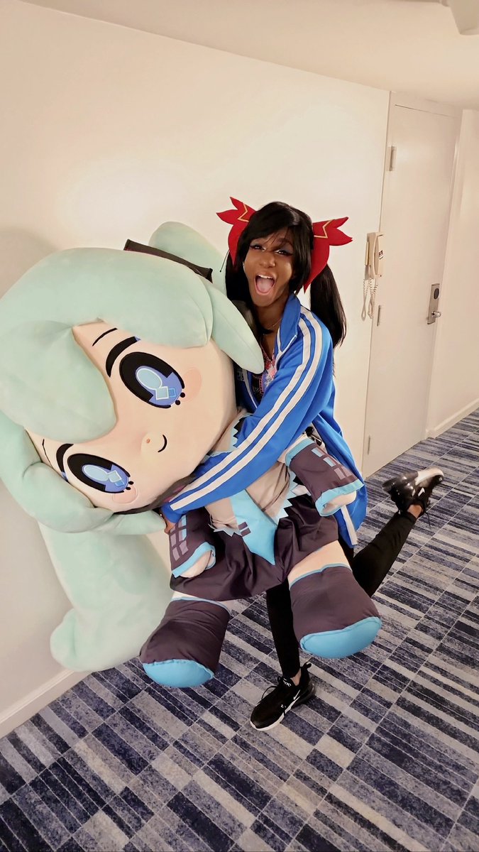 xtwistedfae's tweet photo. WHOAA WHOAA WHOAAA HEEEEELP LOVE HER THO TYYY @komasanlvr 🥹😵‍💫😵‍💫😵‍💫😵‍💫 https://t.co/X5CrJilSGF