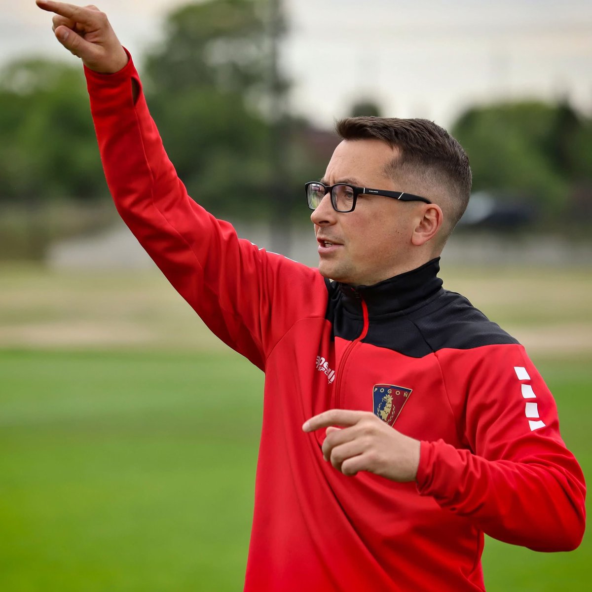 Po 9.5 roku przestaję pełnić funkcje Trenera <a href="/akademiapogoni/">Akademia Pogoni 🏆</a> . Ogromne podziękowania dla wszystkich współpracowników, do zobaczenia na piłkarskim szlaku 👋 Czas szukać nowych wyzwań 💪