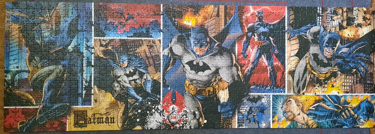 #puzzle 

#Batman -- panorama, 1000 pieces.