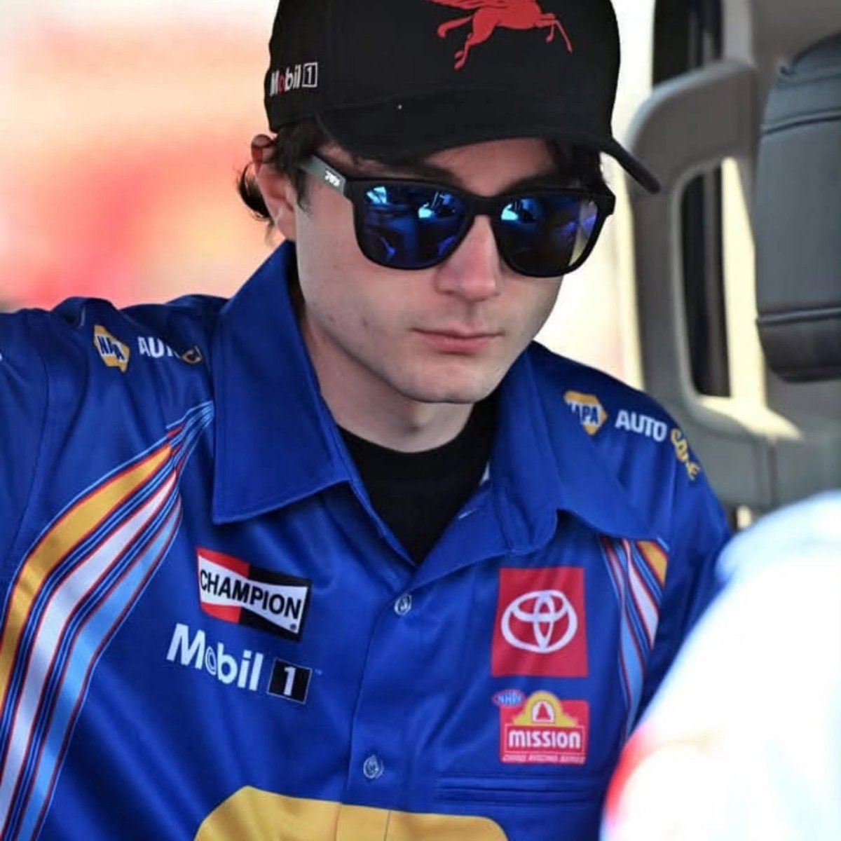 RonCapps28's tweet photo. Our little man Caden I dig our @DrivenSun 😎

Use " Capps28 " for a quick 20% discount on a pair of #DrivenSunglasses

👇
 https://t.co/VooQruxRL5 

@theNAPAnetwork | @Mobil1 | @TeamRonCapps | @MissionFoodsUS  | @SimpsonRacing https://t.co/dsW85oM7RW