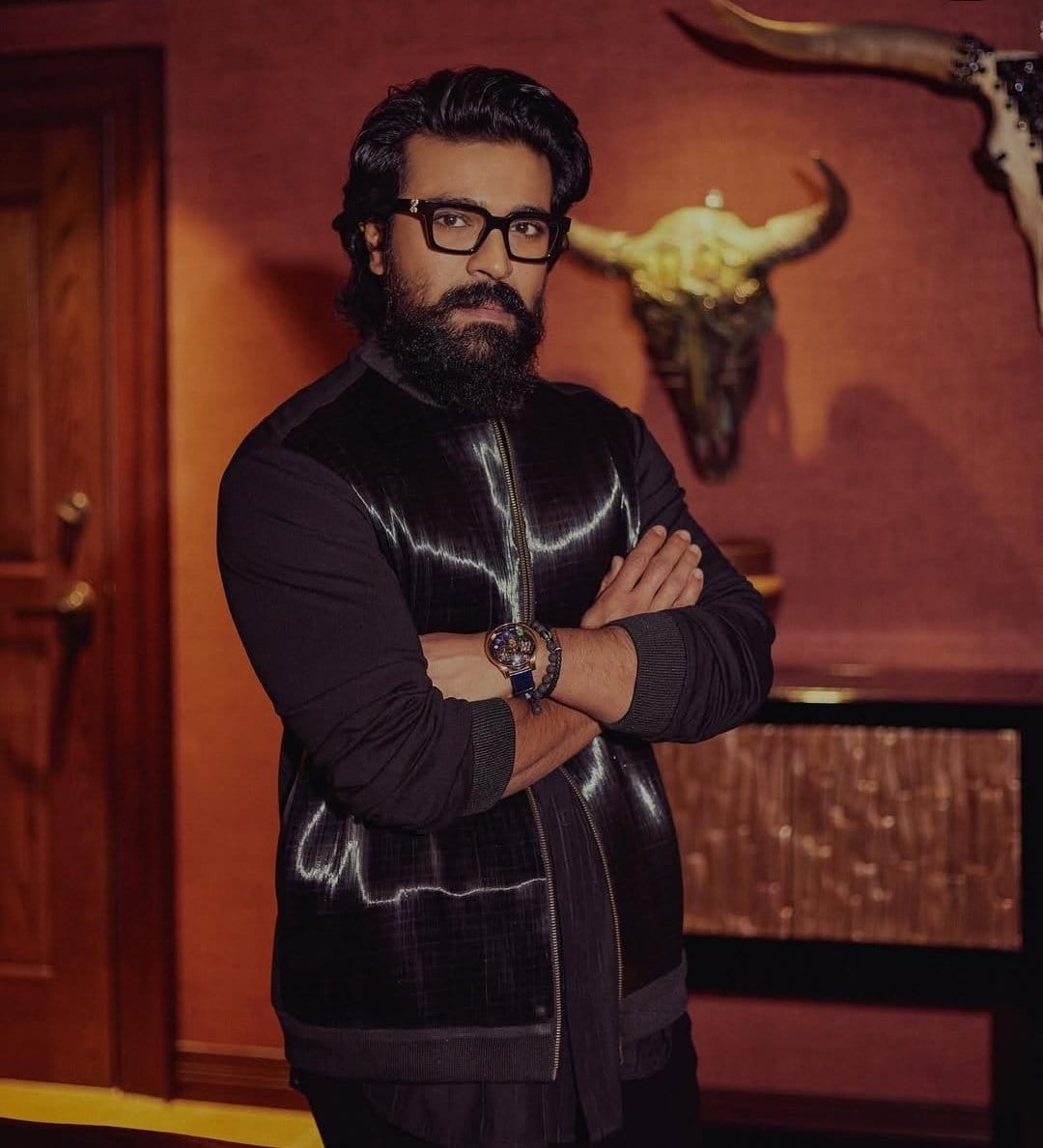 MIRSHAD_RCFCK's tweet photo. #RamCharan𓃵 #GameChanger https://t.co/TZ9TJslXOc