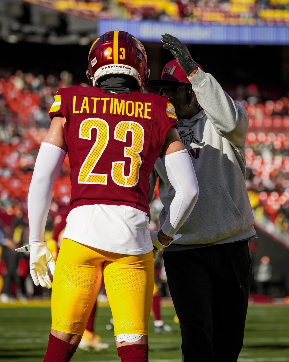 Commanders's tweet photo. Making his home debut https://t.co/K2DNdk8wv9