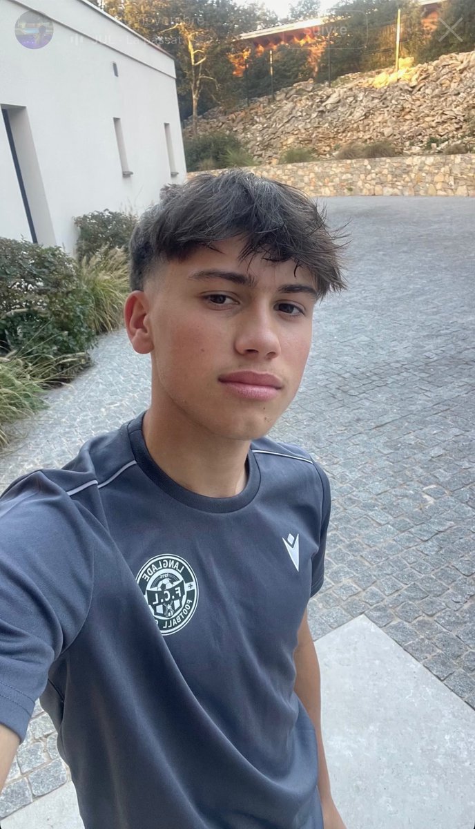 yanis__brg's tweet photo. RT et vien pv si tu veux voir la bite de ce bg 😮‍💨 https://t.co/rdVzDdDiMv