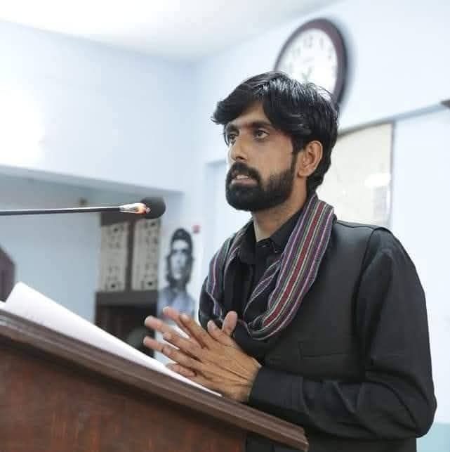 On 22nd December, at 12:15 am, Comrade Jameel Baloch was abducted from a Tea stall in Ali Town, Lahore, by men in plain clothes. His whereabouts r still unknown. We demand his immediate release and those involved in this crime must be held accountable. 
#ReleaseJameelBaloch