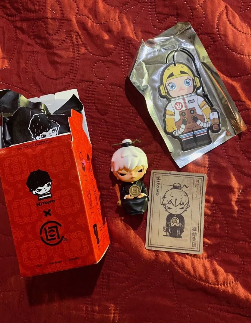 Suno_13's tweet photo. POP MART Hirono x CLOT Series Mystery Box Trendy Fashion Toy Gift Ornaments Christmas 
Kung fu Chinese Alienegra Silk Royale Terracota Army Yin Yang

https://t.co/eUR6c5m5cd

WTS LFB PH
🩵authentic  
🩵 sealed
🩵 brand new
🩵 ready stock https://t.co/6EX8OFWz7o