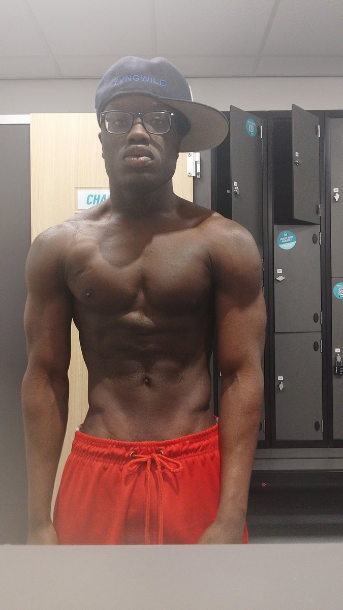 yvngwild_'s tweet image. Date: December 13
Age: 18
#gymbody #aesthetic #aestheticphysique #gym