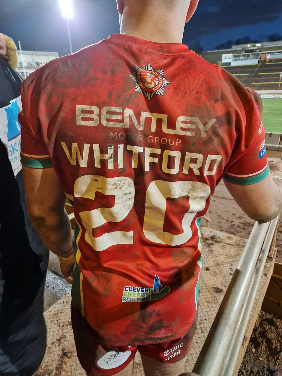 Outstanding effort <a href="/whitford_oliver/">Oliver Whitford</a> on debut 💚❤️🏉👍💪👏