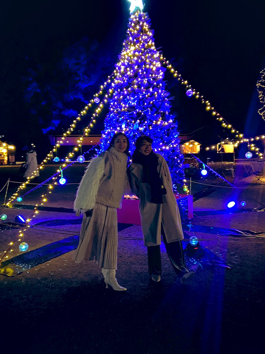 matsumoto_eiko's tweet photo. CHRISTMAS NIGHT MARKET IN CHIBA PARK 2024🎄

無事終了しました✨✨✨

外気3℃の中で❄️お客様もスタッフの皆さまも本当にありがとうございました😊

そして、極寒の中で演奏とコーラス🎹の
#大石由梨香 ちゃん🌟流石でした😆

Merry Xmas❣️

明日は、秋田へ...⛄️ https://t.co/yUWBh1YeEk