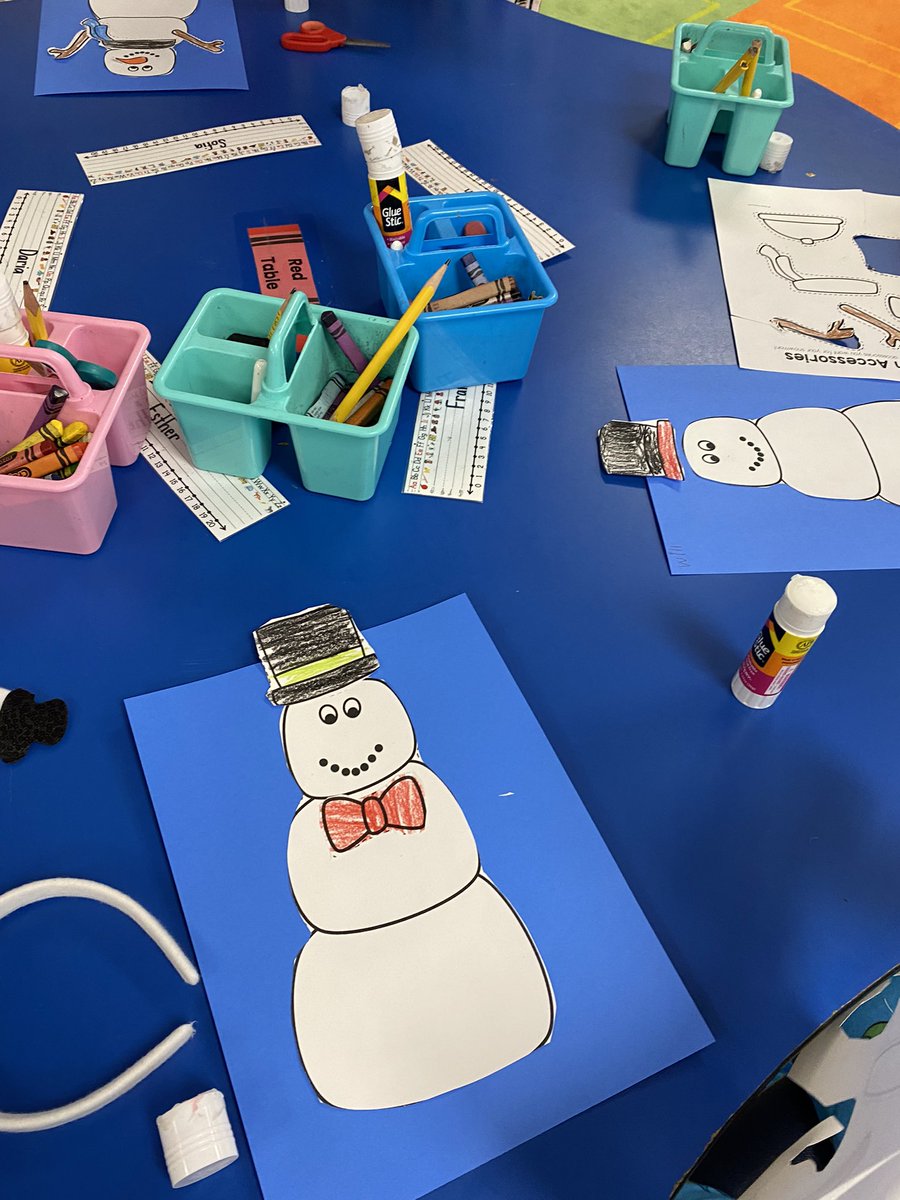 Happy Snowman Stroll! How perfect that Mother Nature came through with the real stuff! #agreatplacetogrow <a href="/NorwoodSchools/">NPS</a>