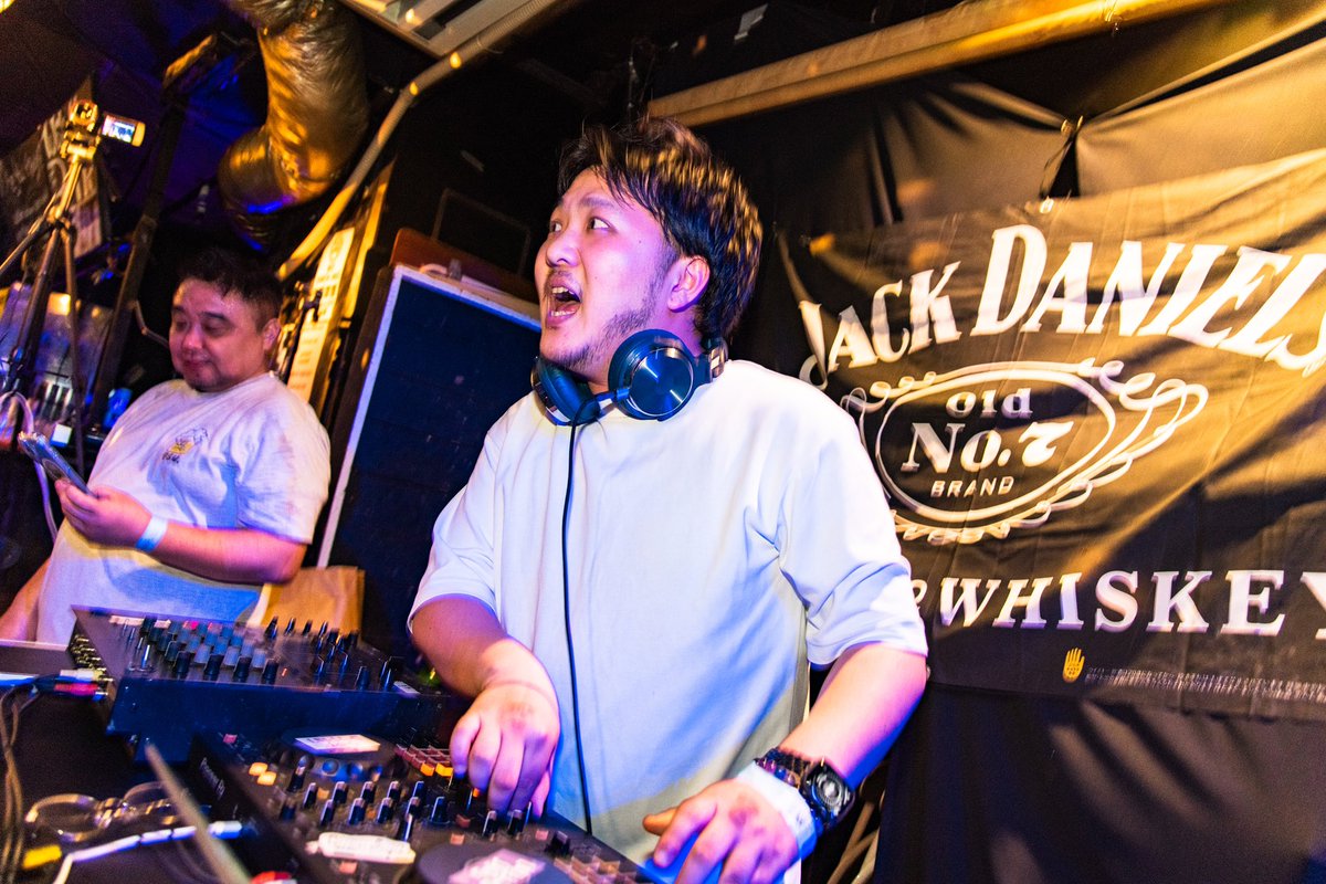 THEMUSICCIRCLE_'s tweet photo. THEMUSICCIRCLE
2024.12.14 新宿LiveFreak
#THEMUSICCIRCLE

DJ てちやそ
https://t.co/iEDlFgs7sL

📷 @stretch324 https://t.co/lJcTrsvXLz