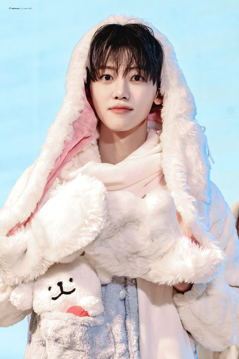 NaDream_427's tweet photo. 241222 withmuu fansign

#재민
#JAEMIN 
#NCT #NCTDREAM https://t.co/HDVePeNKoF