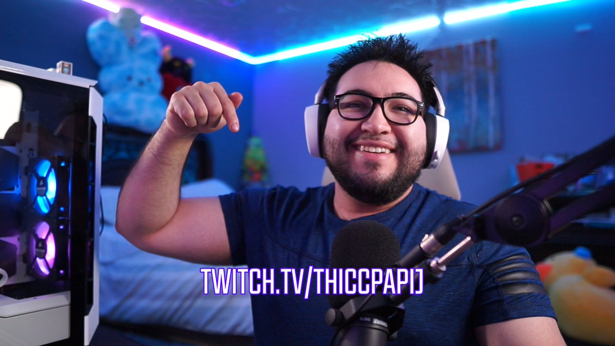 thiccpapiJ's tweet image. GOING LIVE! Starting with OW2 and then some BO6