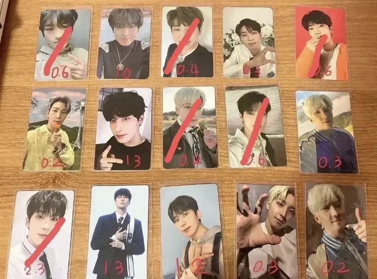 oeweql's tweet photo. 세븐틴 원우 포카 양도합니다

나나투어 포카 양도 https://t.co/BOT31xjKb6