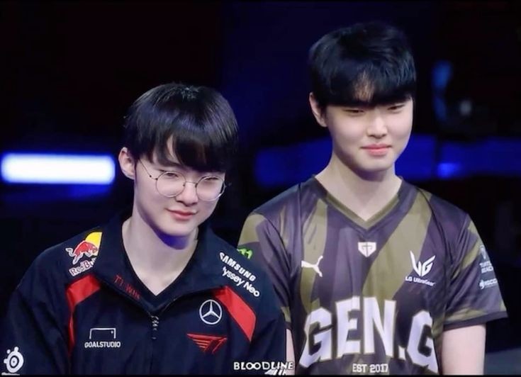 midzsupp's tweet photo. Omg look at their glow up!?!?!? 😭😭 https://t.co/iSpM3R7Wlv
