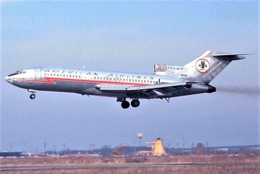 n194at's tweet photo. American Airlines
Boeing 727-023 N1906
PHL/KPHL Philadelphia Intl Airport
October 31, 1969
Photo Credit Bob Polaneczky
#AvGeek #Aviation #Airline #AvGeeks #Boeing #B727 #AmericanAirlines #AAL #PHL @PHLAirport #Philadelphia #AstroJet https://t.co/C7AWSNaFGf