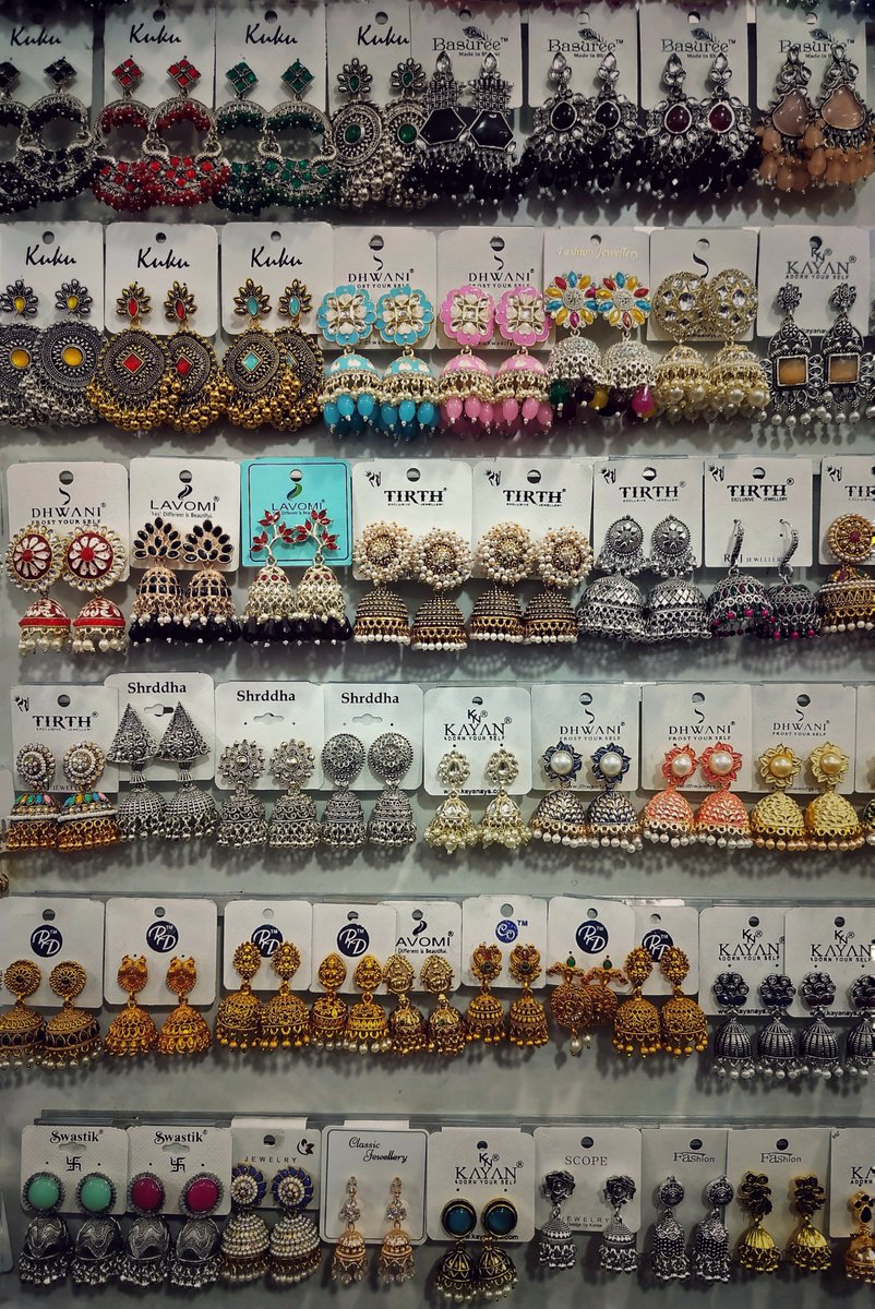 mekutanu's tweet image. The feminine urge to own all of them..❤️
#Jhumkatwitter